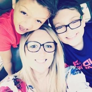 Meet your Posher, Tiffany